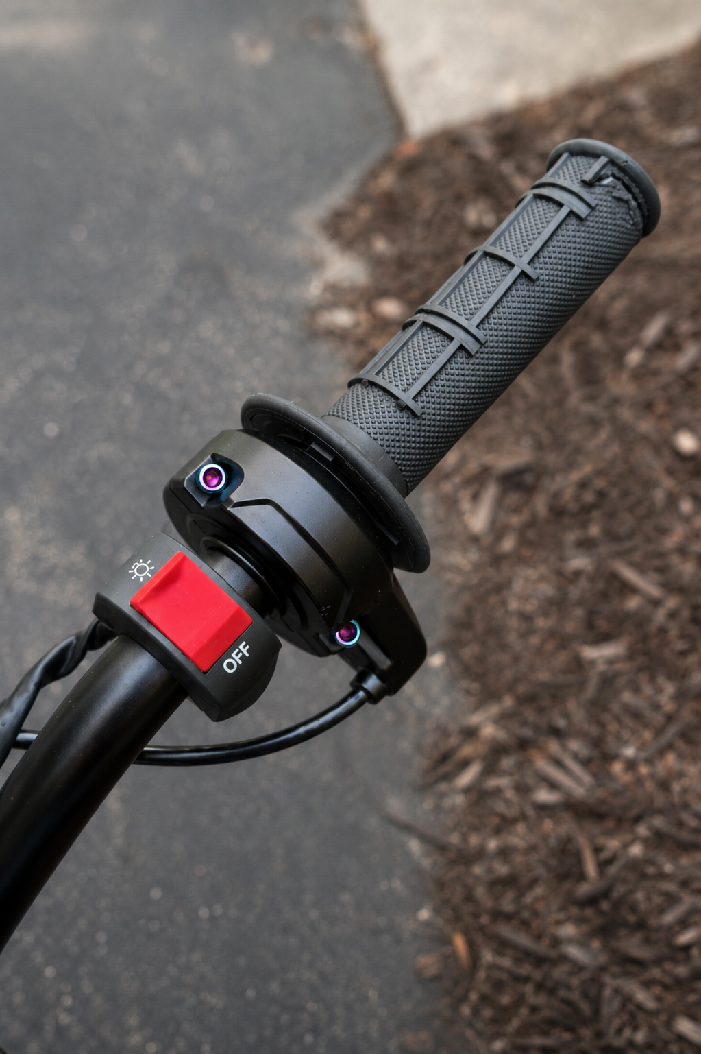 Titanuim Bolts For Surron Throttle